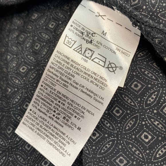 Gap Button‎ Down Sleeveless Blouse Black White Medium Lightweight V-Neckline - Picture 6 of 10